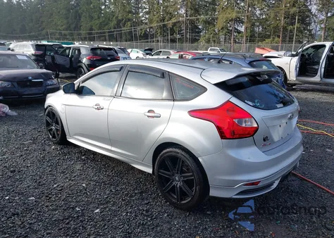 2014 Ford Focus St z USA, uszkodzony, nr VIN 1FADP3L92EL282243